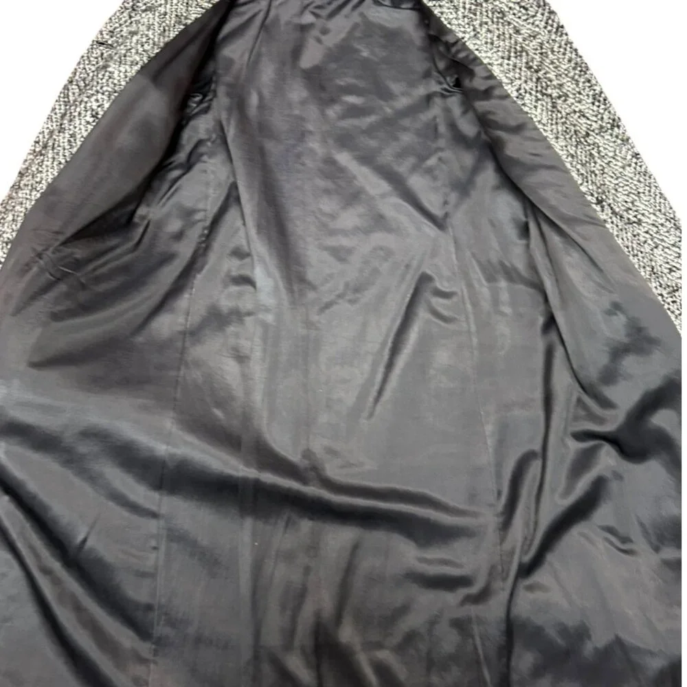 Wool Coat - Picture 4 of 6